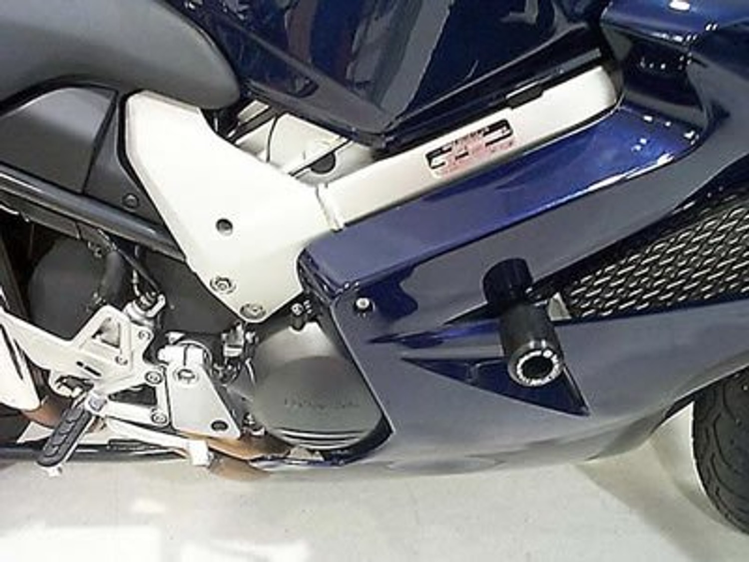 R&G Racing Crash Protector for Honda VFR800 '02-'13 (VTEC)